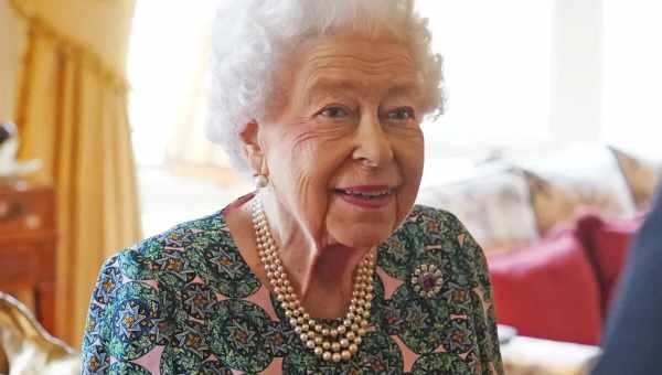 Трижды за 70 лет: все причины, по которым Елизавета II пропускала тронную речь
