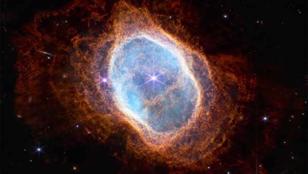 Космический телескоп Хаббл увидел результат слияния галактик