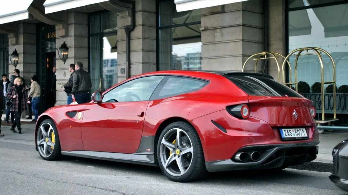 Полноприводной Ferrari FF готов удивить Женеву